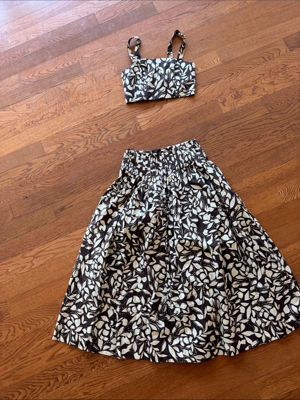 Worn once Cara Cara top and skirt set XS - Picture 2 of 4